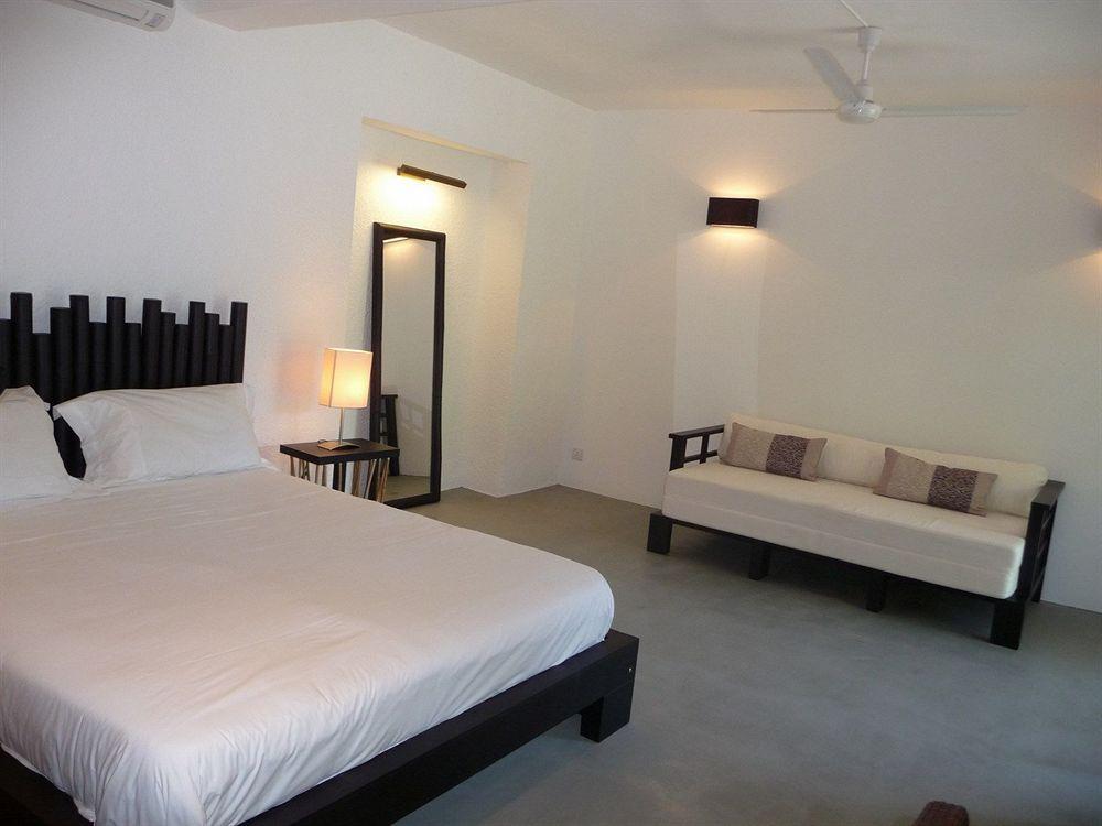 Esprit Libre Restaurant & Guest House Grand Baie Esterno foto