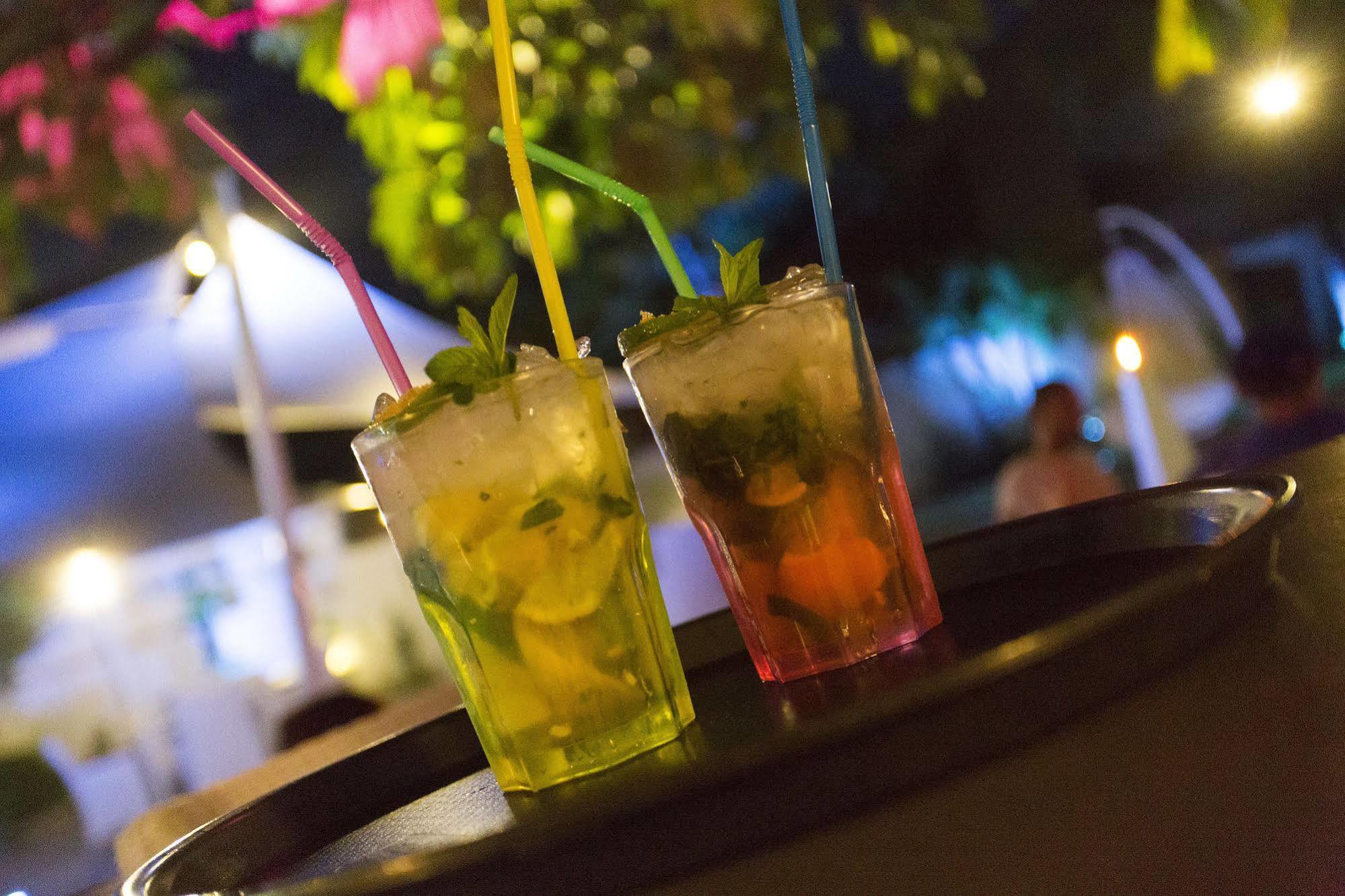 Esprit Libre Restaurant & Guest House Grand Baie Esterno foto