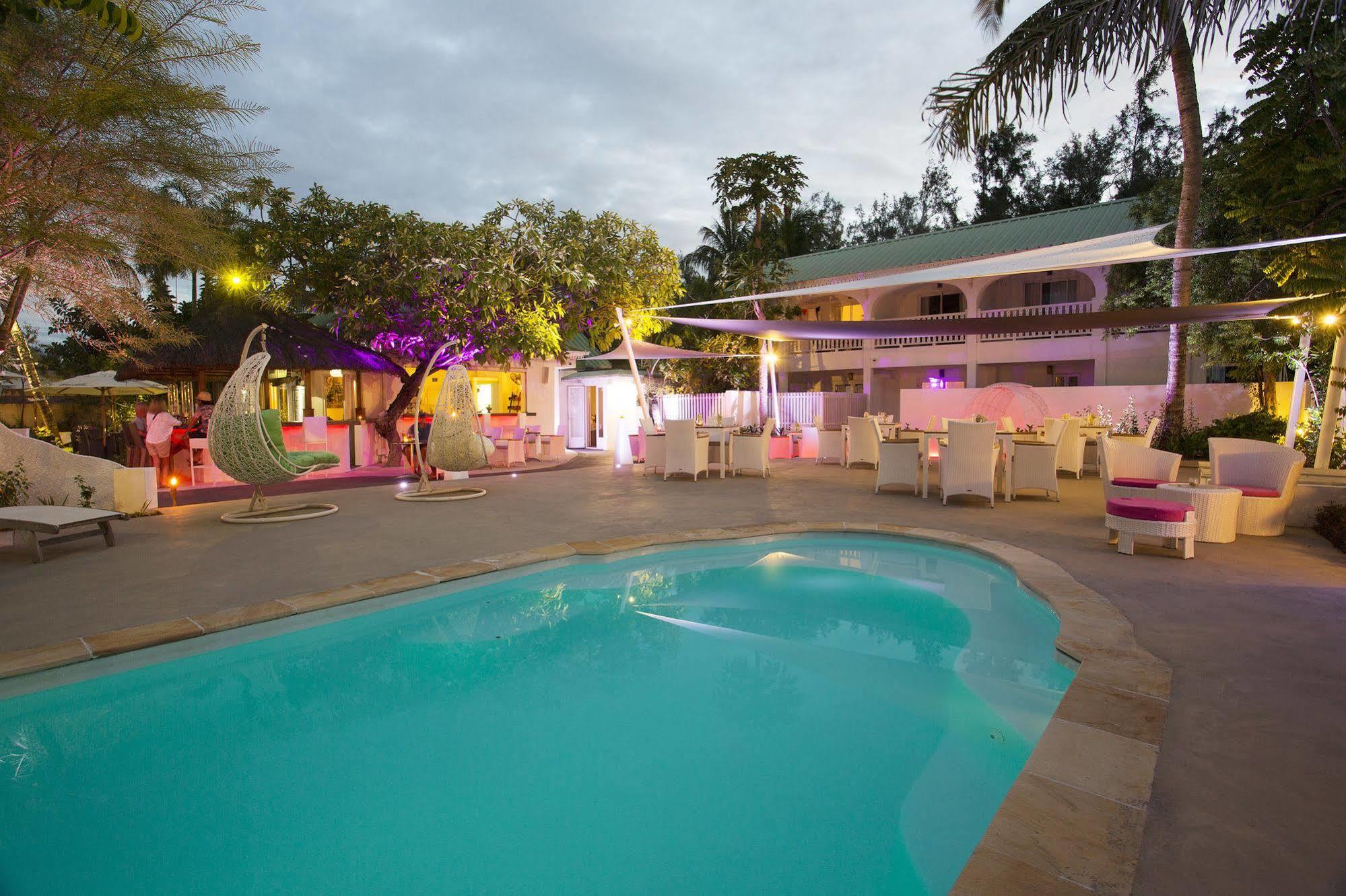 Esprit Libre Restaurant & Guest House Grand Baie Esterno foto